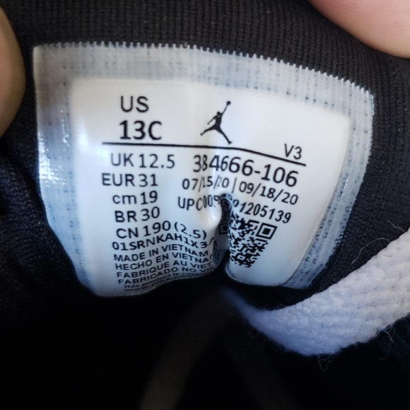 AIR JORDAN 6 RETRO CARMINE - Picture 15 of 17